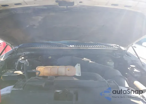 2003 Ford Excursion Xlt из США, поврежденный, VIN 1FMNU40L23EB57138